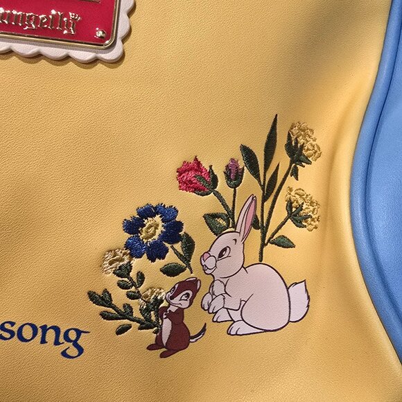 Loungefly Snow White and the Seven Dwarfs 85th Anniversary Crossbody Bag - Picture 6 of 9